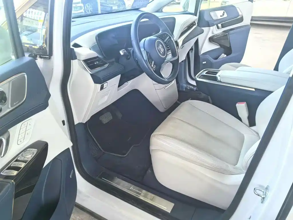 Buick Century 2023 2023 2.0T 6-Seat World Edition