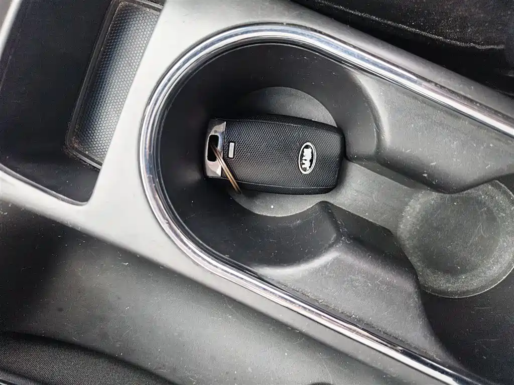 Kia K3 2016 1.6L Automatic GLS фото 17