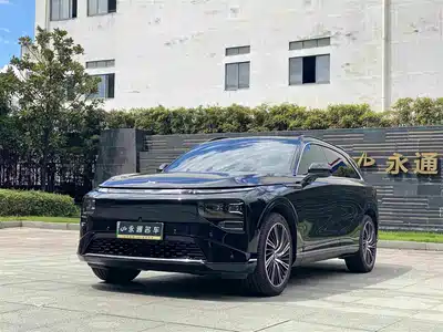 Xpeng G9