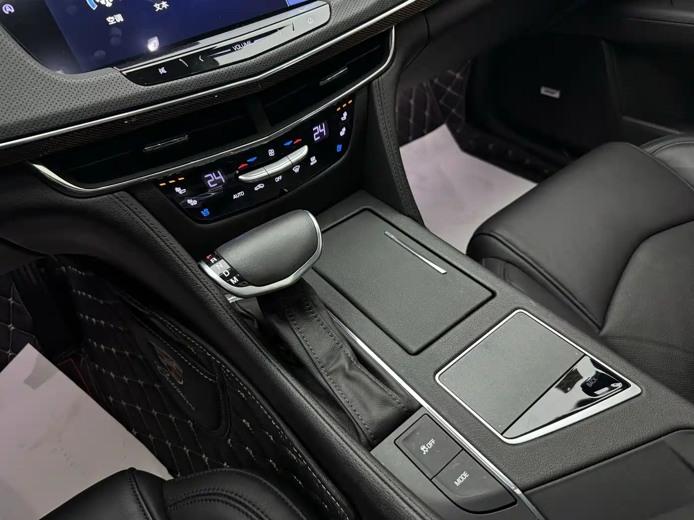 Cadillac CT6 2017 28T Luxury фото 24