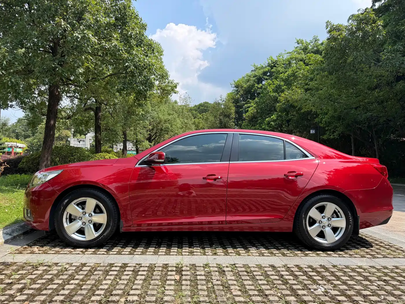 Chevrolet Malibu 2012 2012 2.0L Automatic Luxury Edition