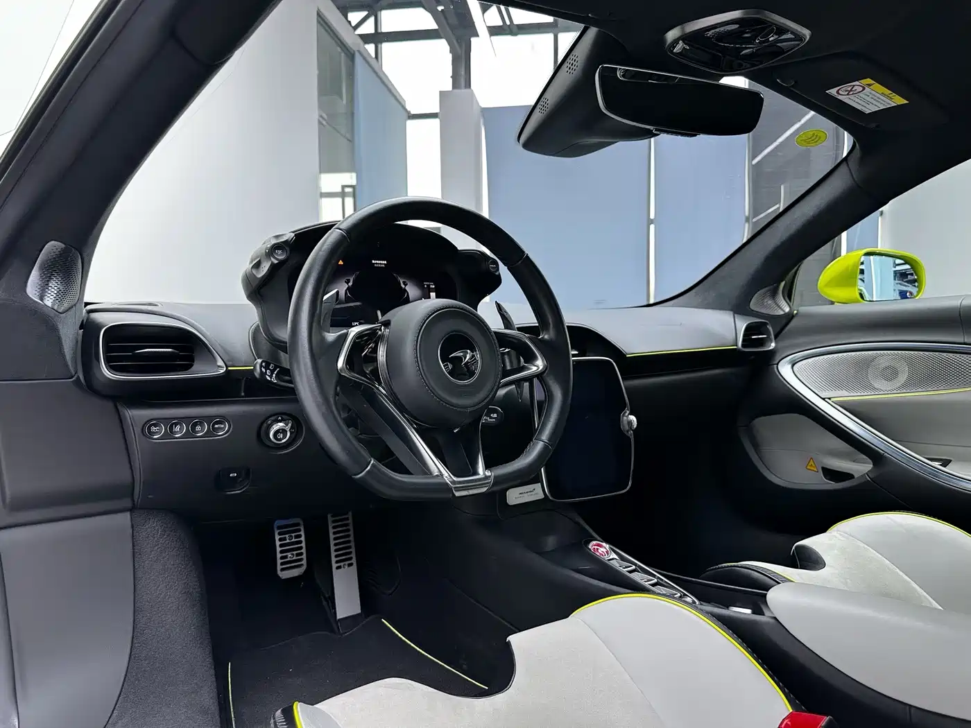 McLaren Artura 2024 2023 3.0T Hybrid Standard