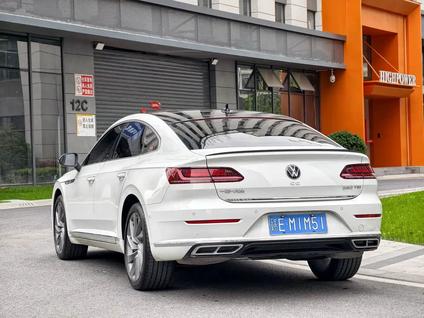 Volkswagen FAW-Volkswagen CC 2024 380TSI Eye-catching Edition фото 3