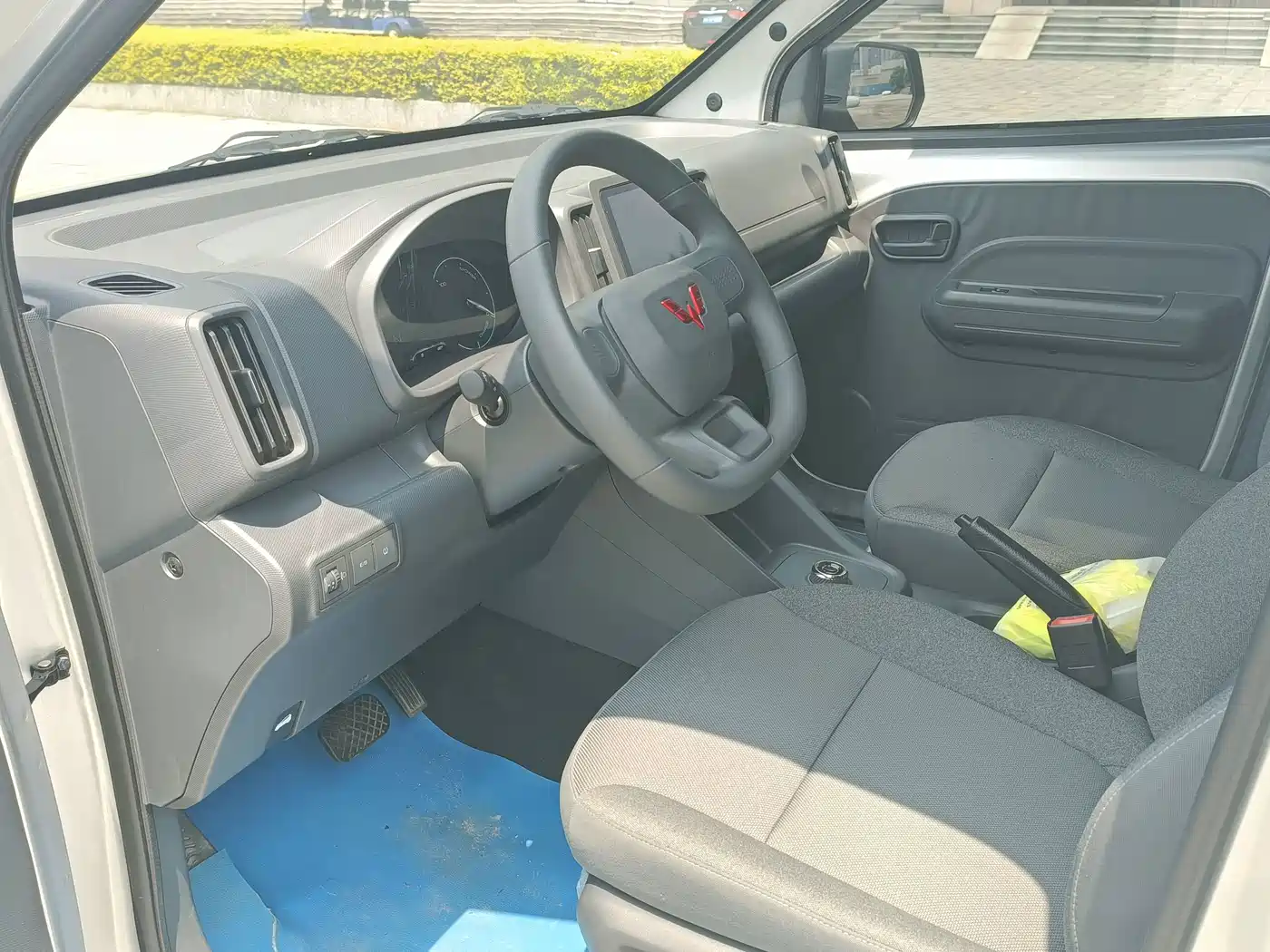 Wuling Motors Wuling Rongguang EV 2026 2026 Model 310km Base Type 5-Seater