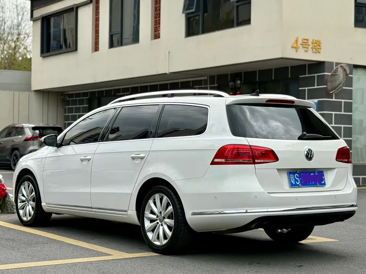 Volkswagen Magotan (Import) 2013 2012 Wagon 2.0TSI Luxury