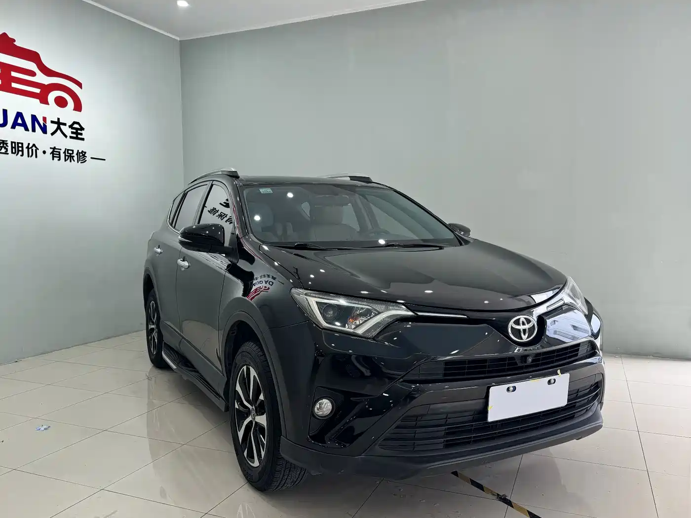 Toyota RAV4 Rongfang 2016 2.0L CVT 2WD Trend (China V) фото 3