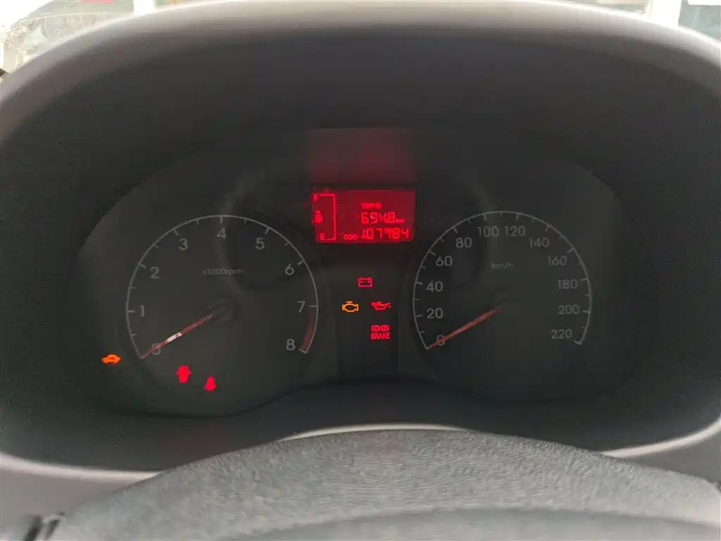 Hyundai Verna 2014 1.4L Manual Smart GLS фото 12