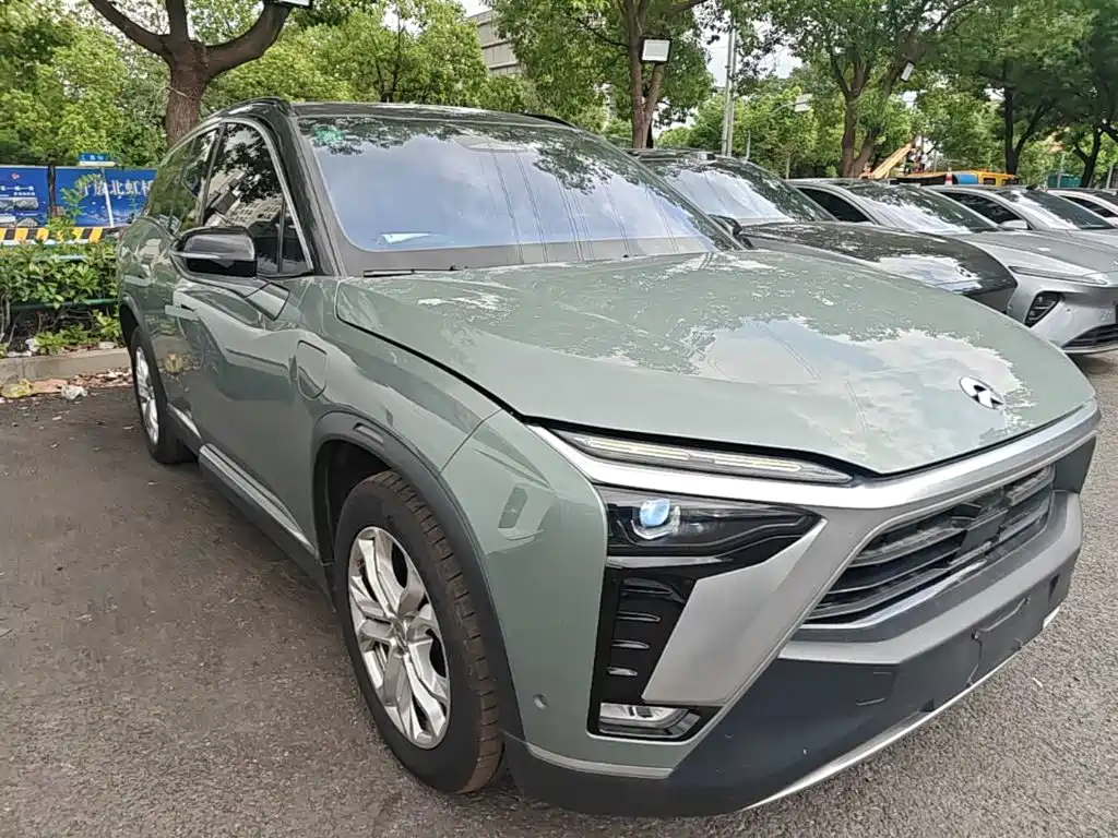 Фото 4 - NIO ES8
