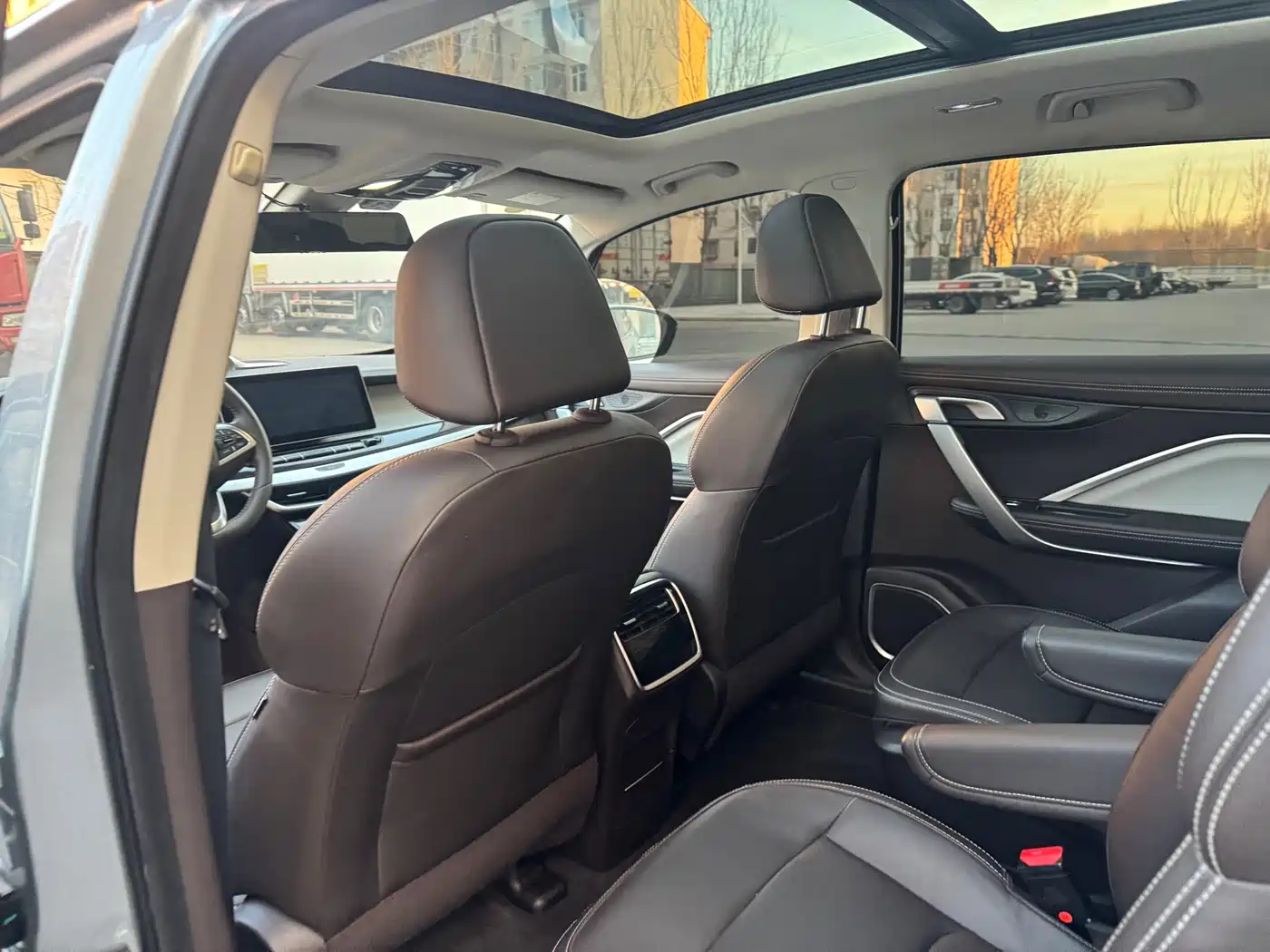 GEELY AUTOMOBILE JIAJIE