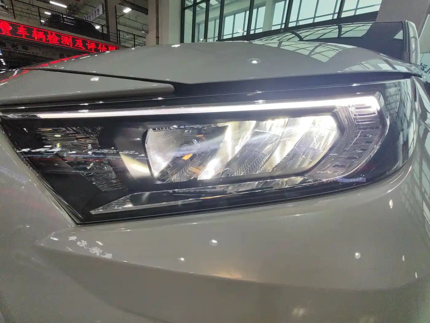 Toyota RAV4 Rongfang 2024 2.0L CVT FWD Urban Edition фото 20