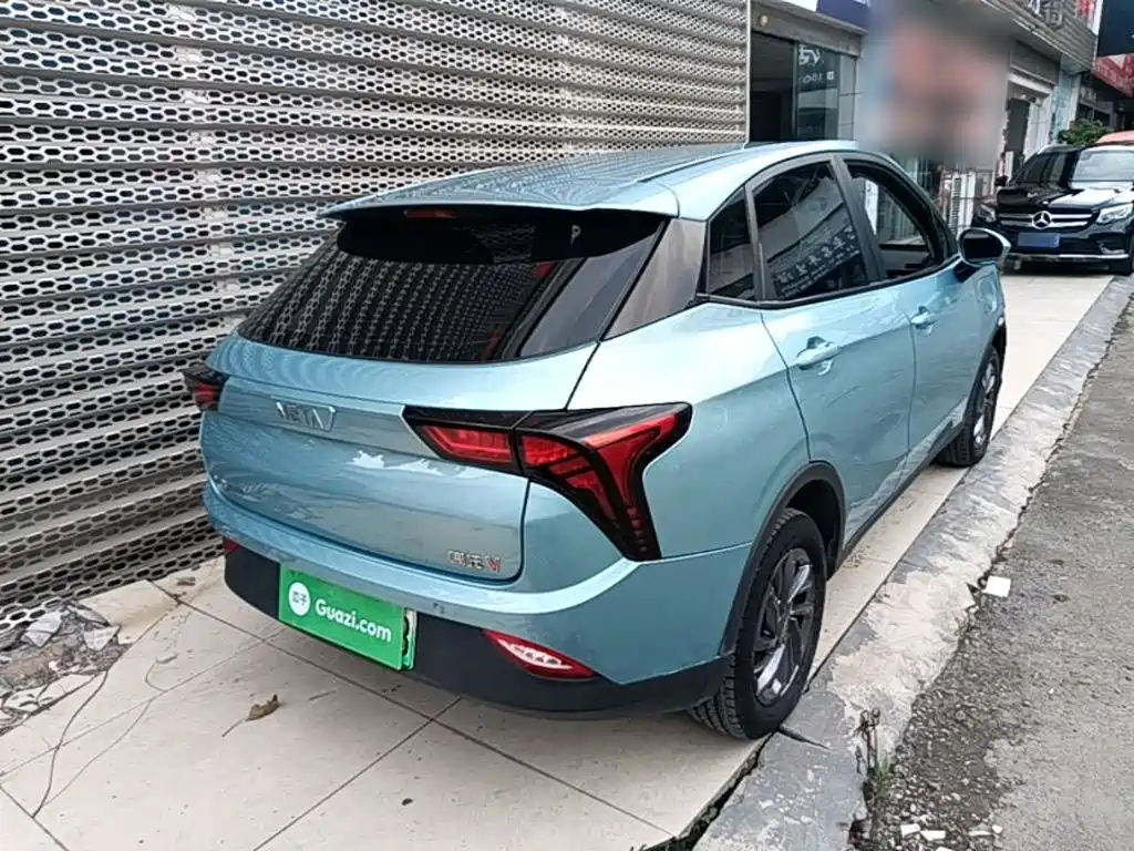 Nezha Auto Nezha V 2022 2022 Standard Range Industry Custom Edition