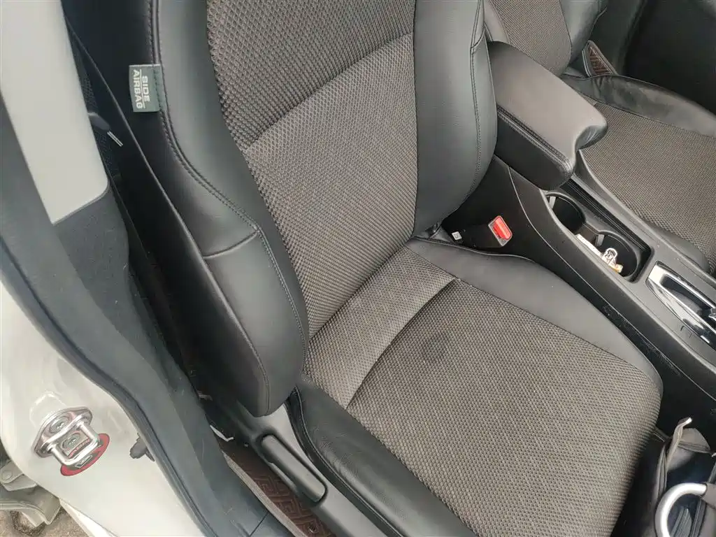 Honda Jade 2018 2017 1.8L Automatic Comfort Edition 5-seater