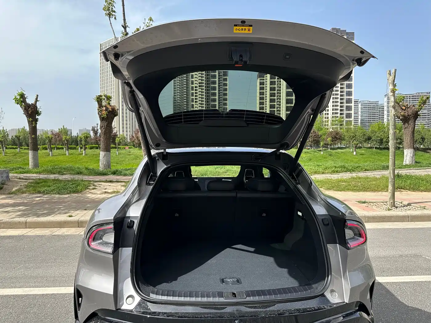 XIAOMI CAR XIAOMI YU7