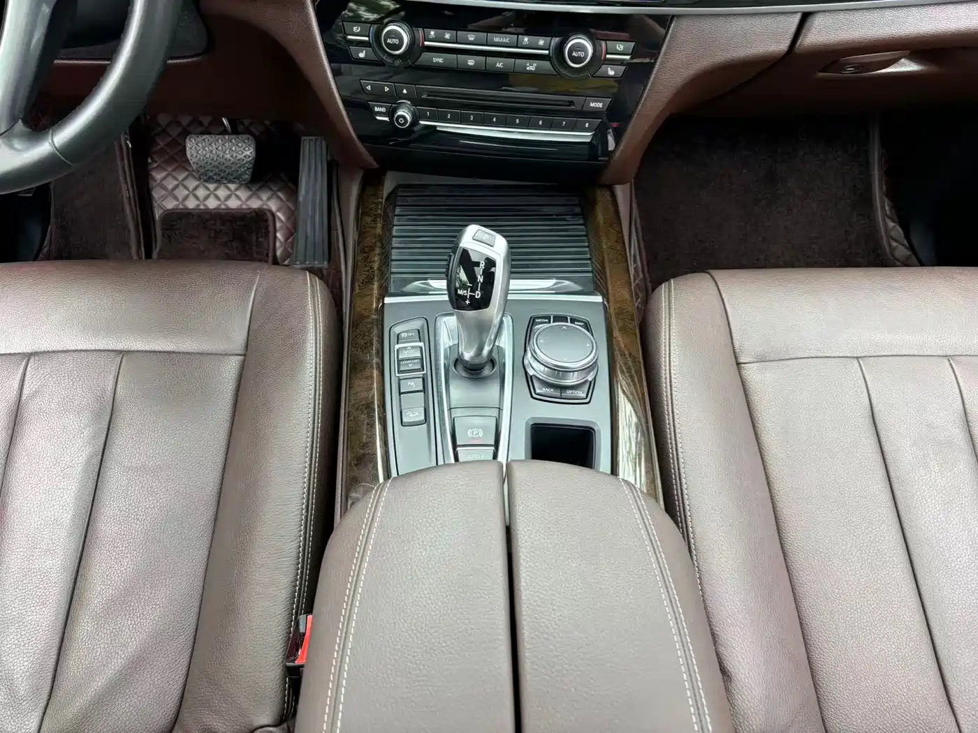 BMW X5 (Import) 2018 xDrive28i фото 31