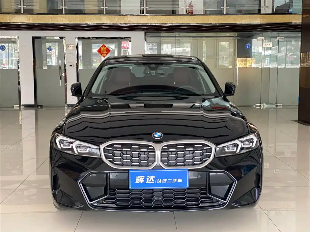 BMW 3 Series 2024 325i M Sport Package фото 2