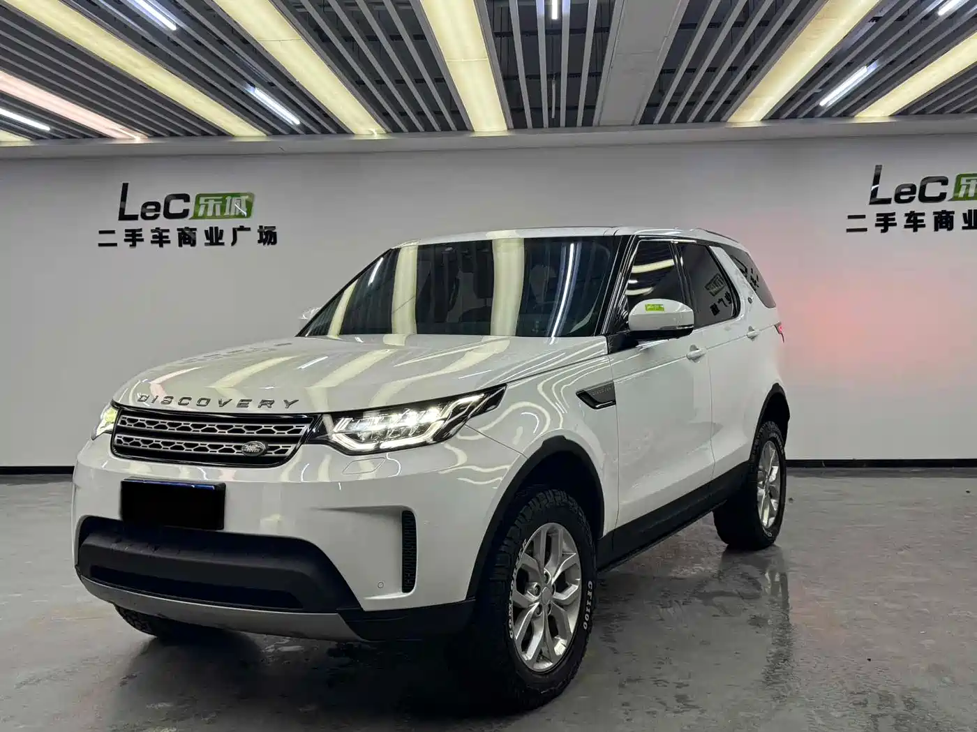 Фото 1 - Land Rover Discovery
