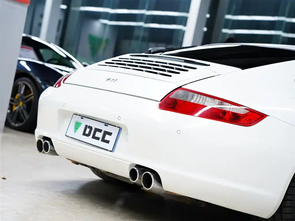 Photo 5 - Porsche 911