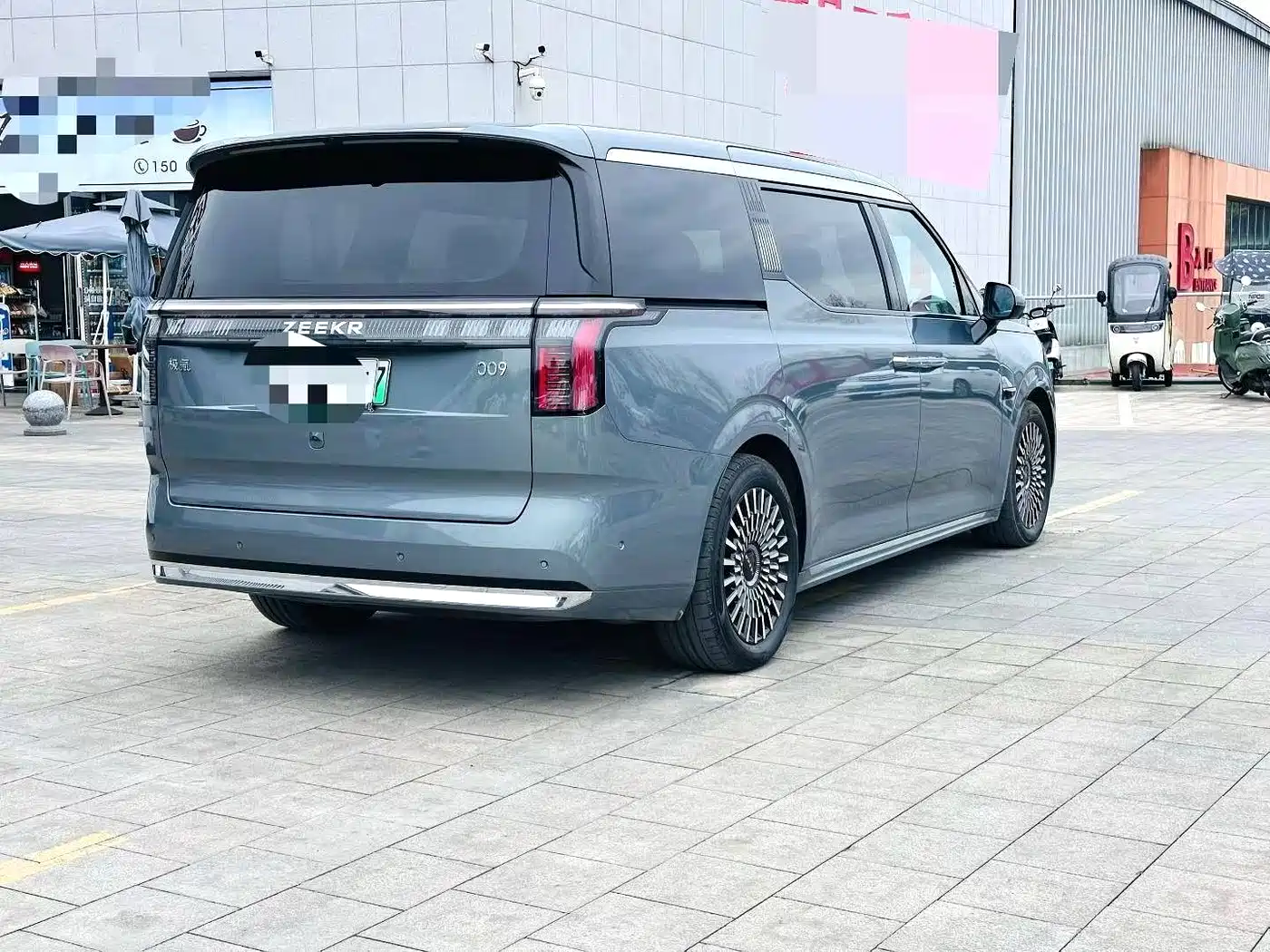 ZEEKR EXTREME KRYPTON 009