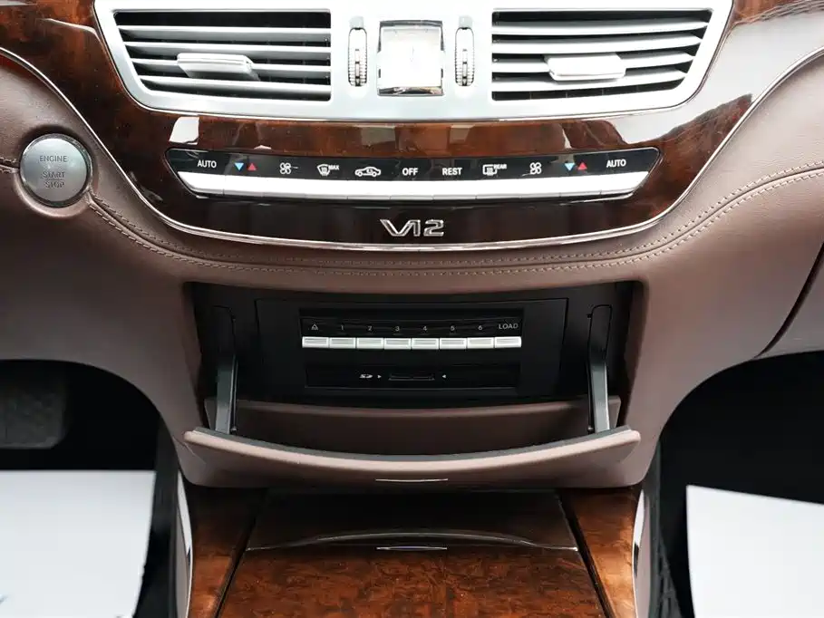 Mercedes-Benz S-Class 2010 2010 S 600 L