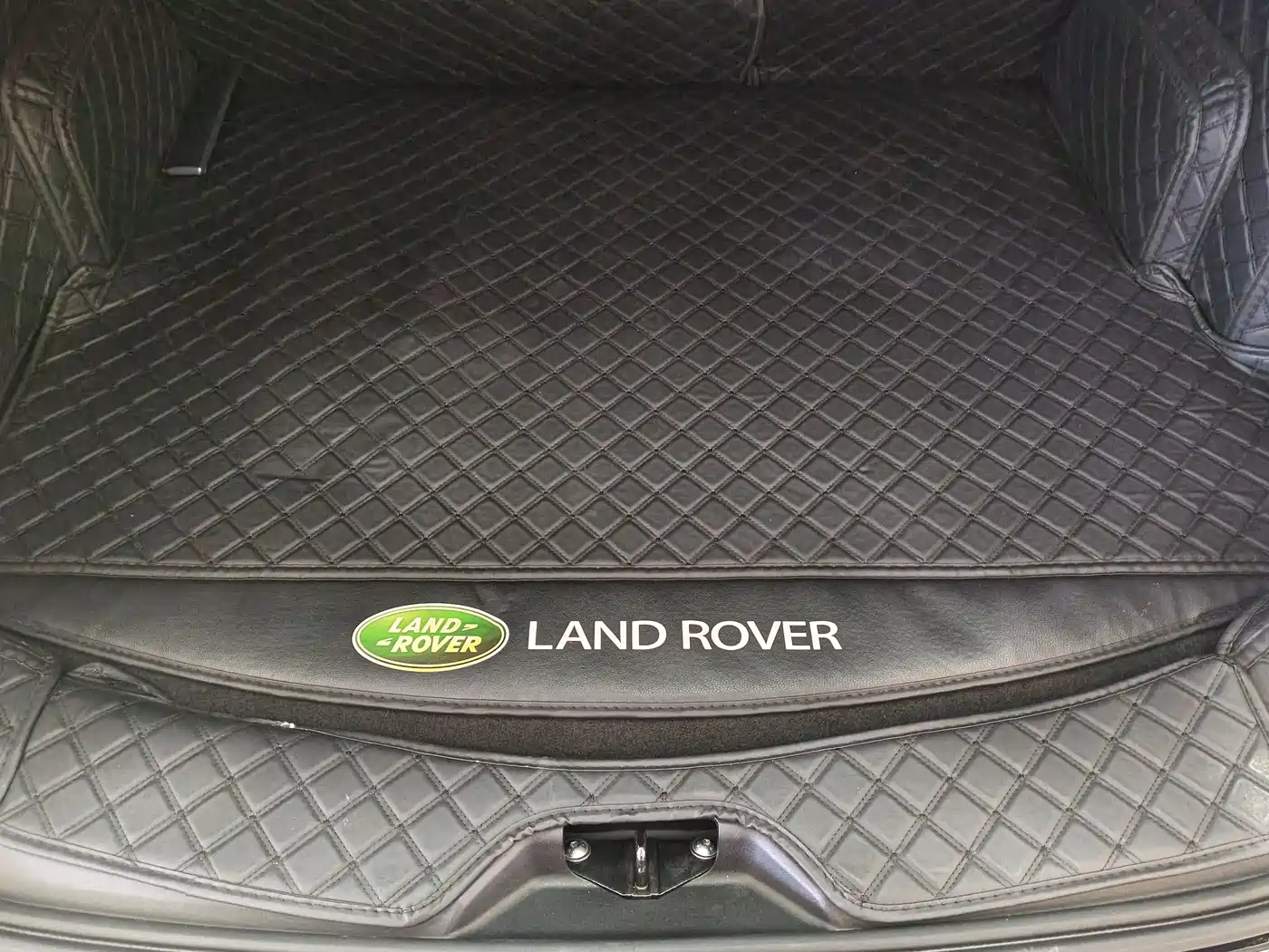 LAND ROVER DISCOVER SPORTS