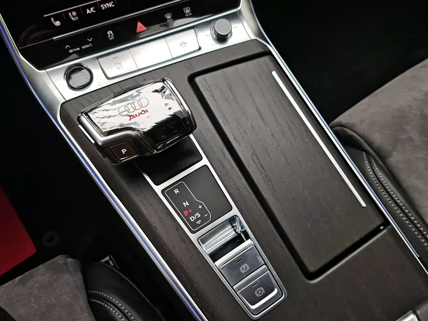 Audi A6L 2024 45 TFSI quattro Premium Dynamic фото 13
