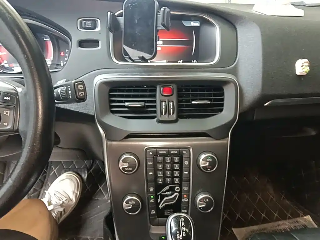 Volvo V40 2016 2016 T3 Comfort Edition
