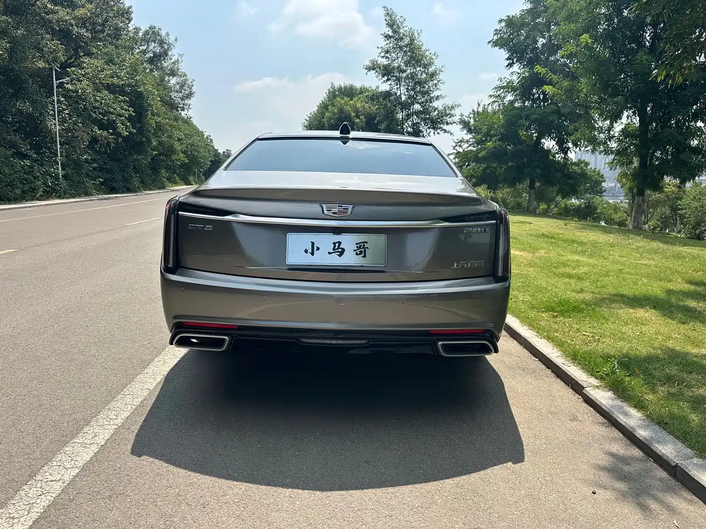CADILLAC CT6