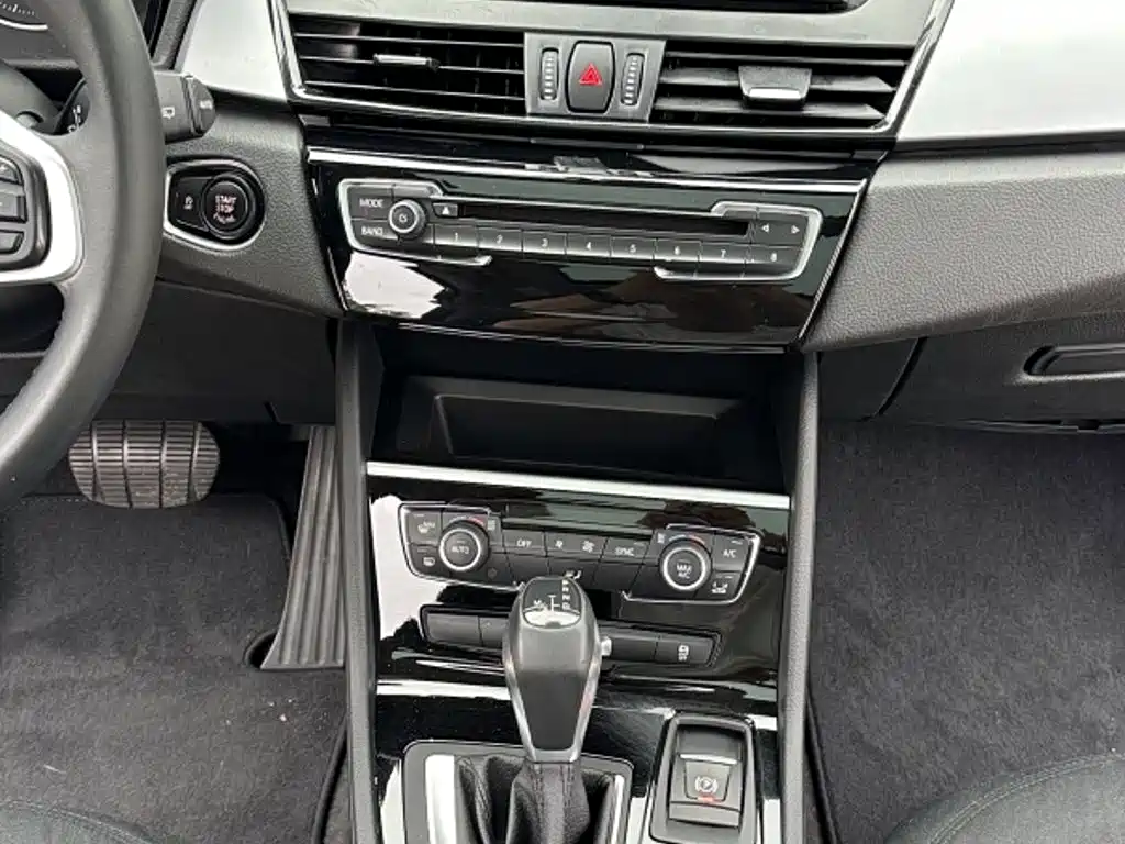 BMW 2 Series Touring 2016 2016 218i Leading