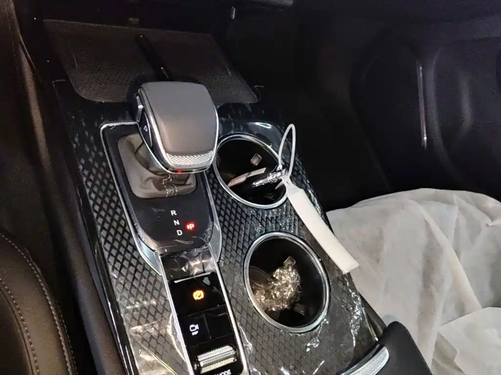 Hongqi HS3 PHEV 2026 2024 PHEV 115km Power Edition
