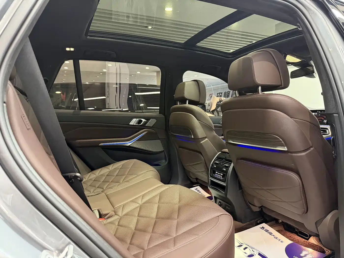BMW X5 2022 Model xDrive 40Li M Sport Package фото 31