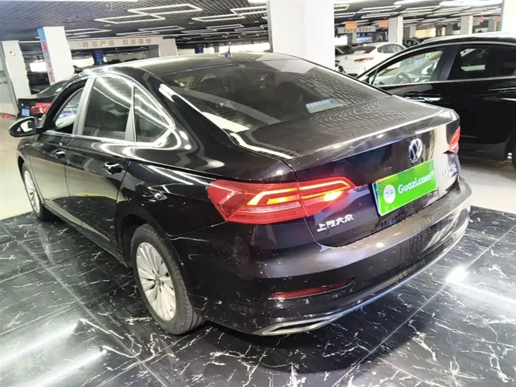 Volkswagen Lavida 2019 1.5L Automatic Comfort Edition China VI фото 5
