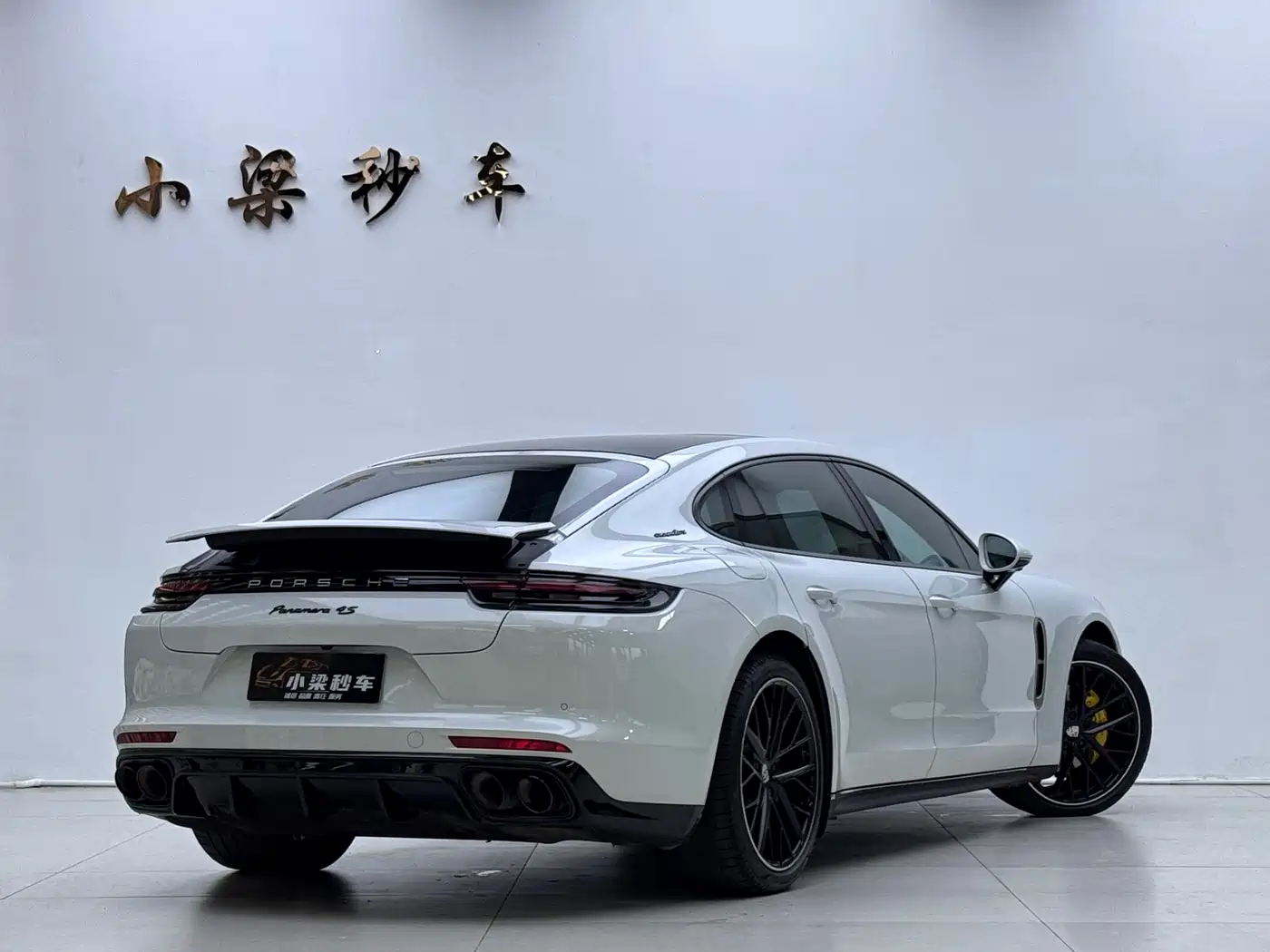 Porsche Panamera 2019 Panamera 4 Executive Long Wheelbase 2.9T фото 2