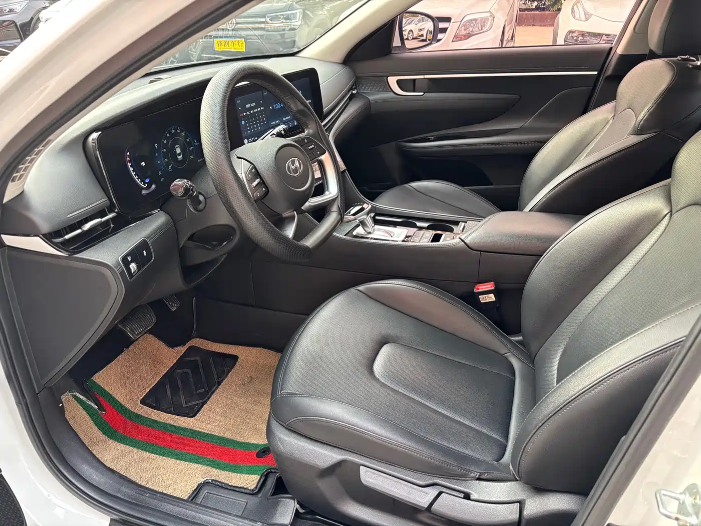 HYUNDAI NAME PICTURE