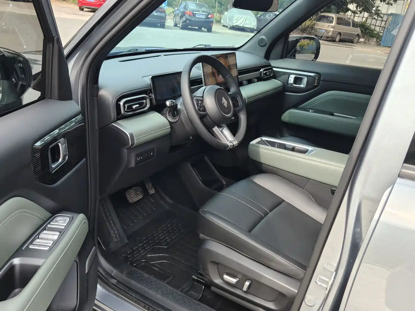 BAOJUN YUE ALSO PLUS