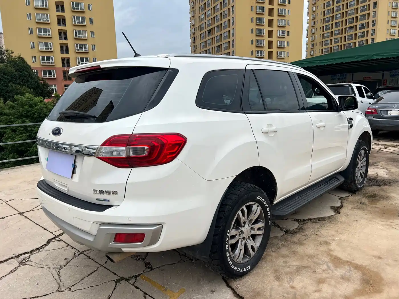 Ford Everest 2018 2017 2.0T Gasoline Automatic 4WD Luxury Edition 7-Seater