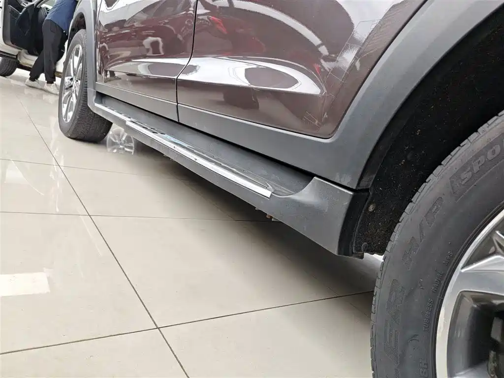 Hyundai Tucson 2015 1.6T Dual Clutch 2WD Leading фото 22