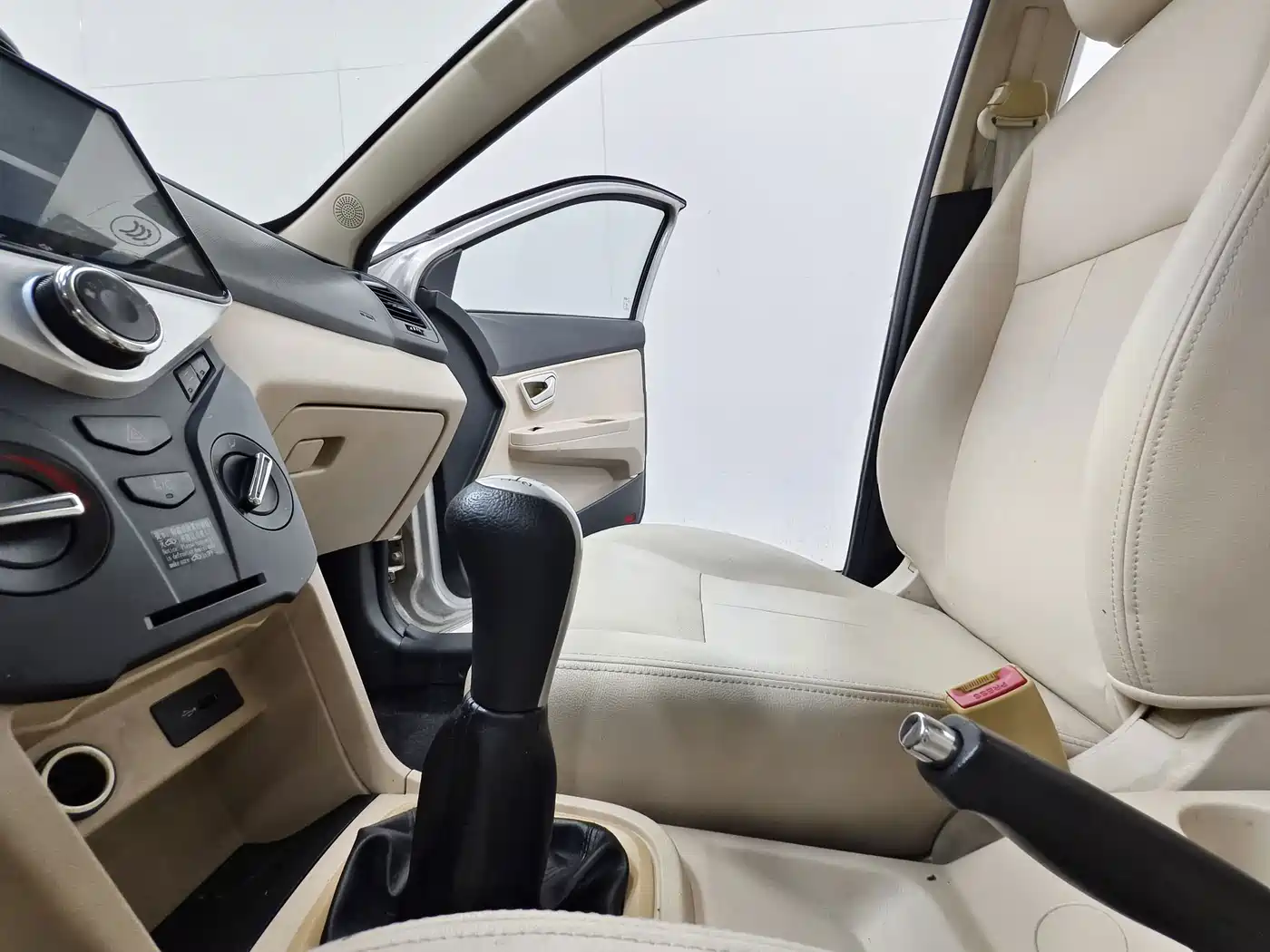 Chery Fengyun 2 2014 2014 Hatchback 1.5L Manual New Youth Edition