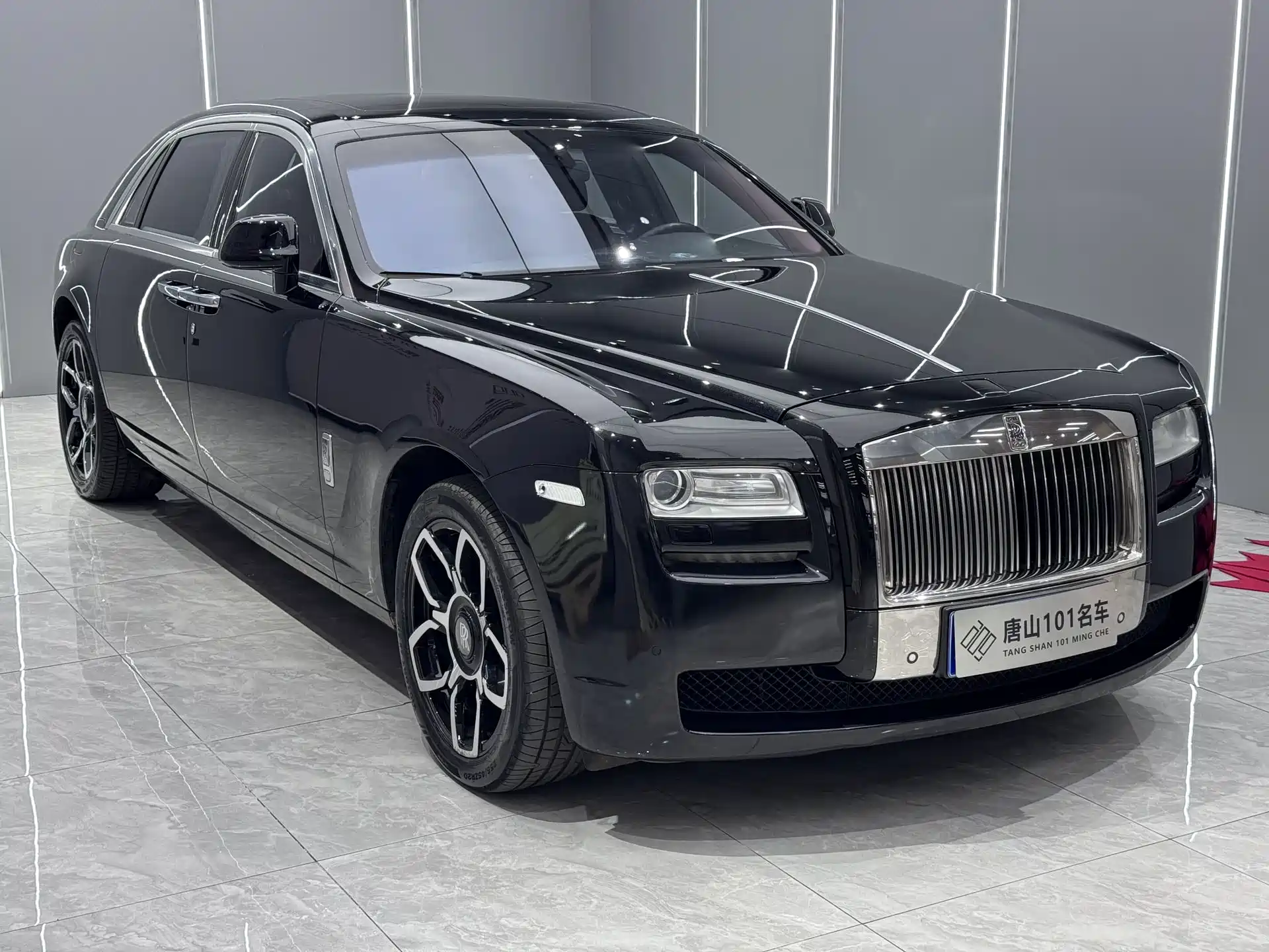 Фото 3 - Rolls-Royce Ghost