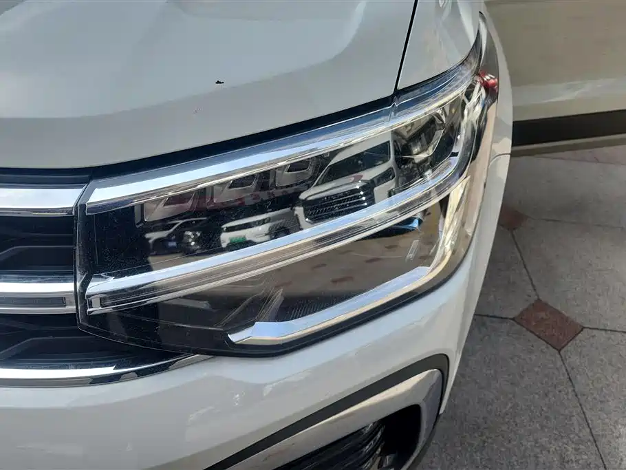 Volkswagen Tharu 2024 300TSI 2WD Full Moon Edition фото 5