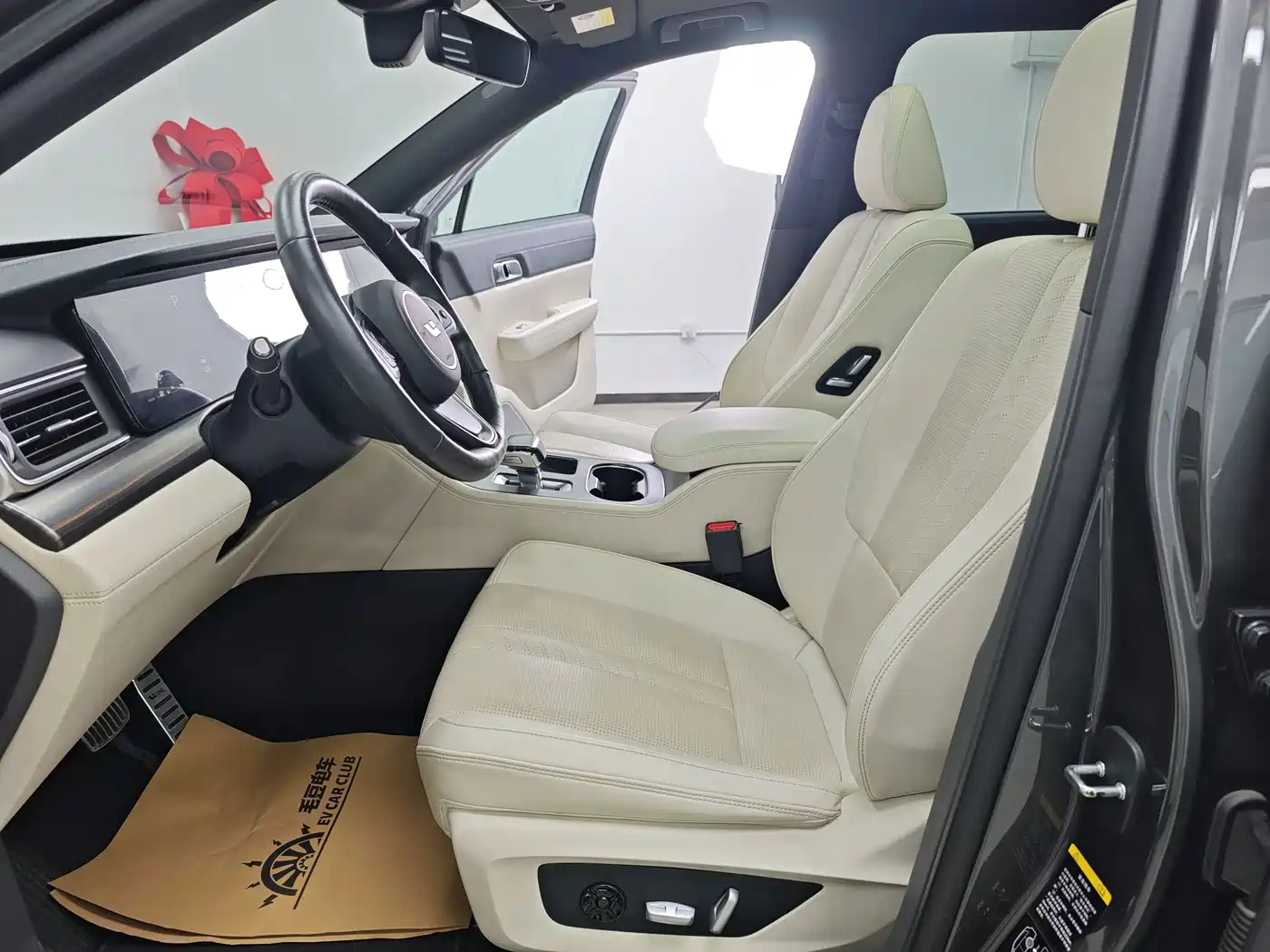 Фото 49 - Li Auto Li ONE