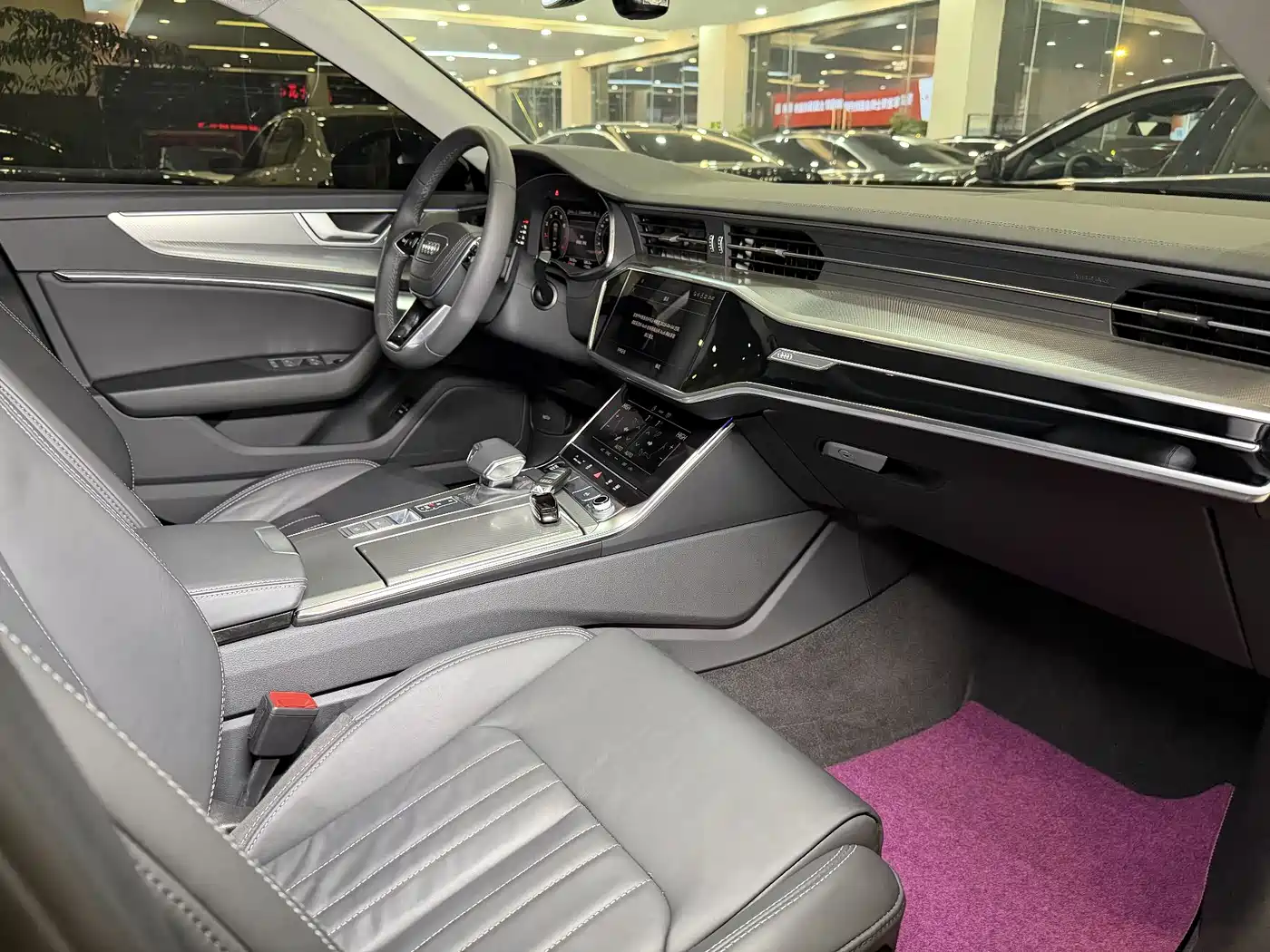 Audi A6L 2023 45 TFSI Premium Selection Dynamic фото 12