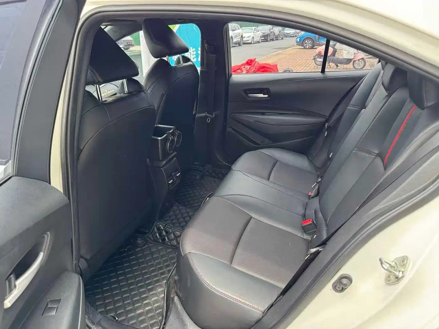 Toyota Levin 2021 185T CVT Sport Edition фото 8
