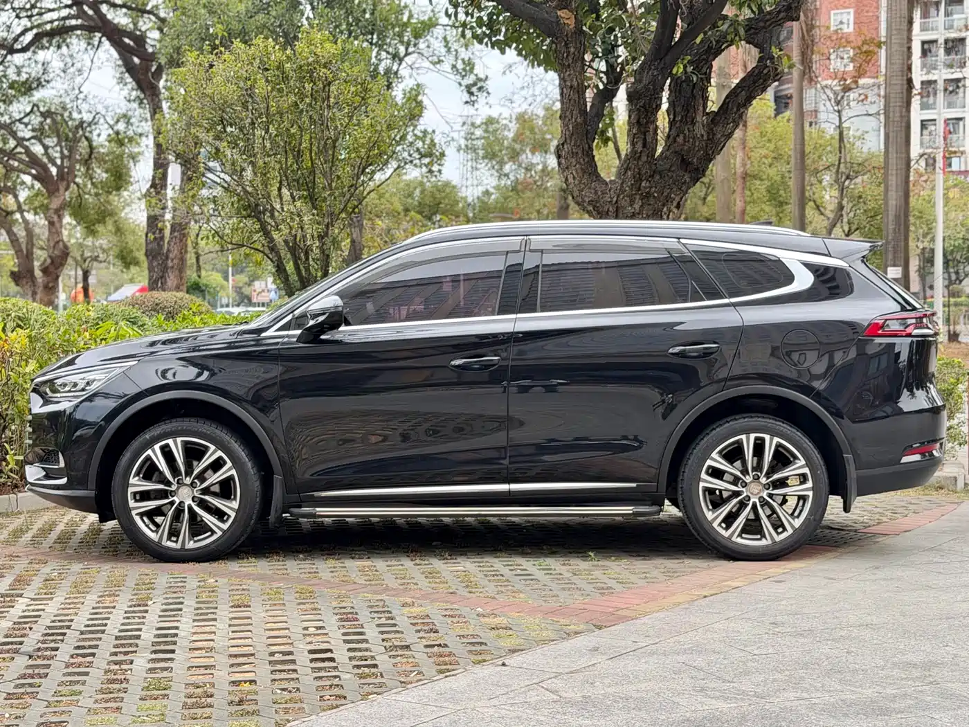BYD TANG