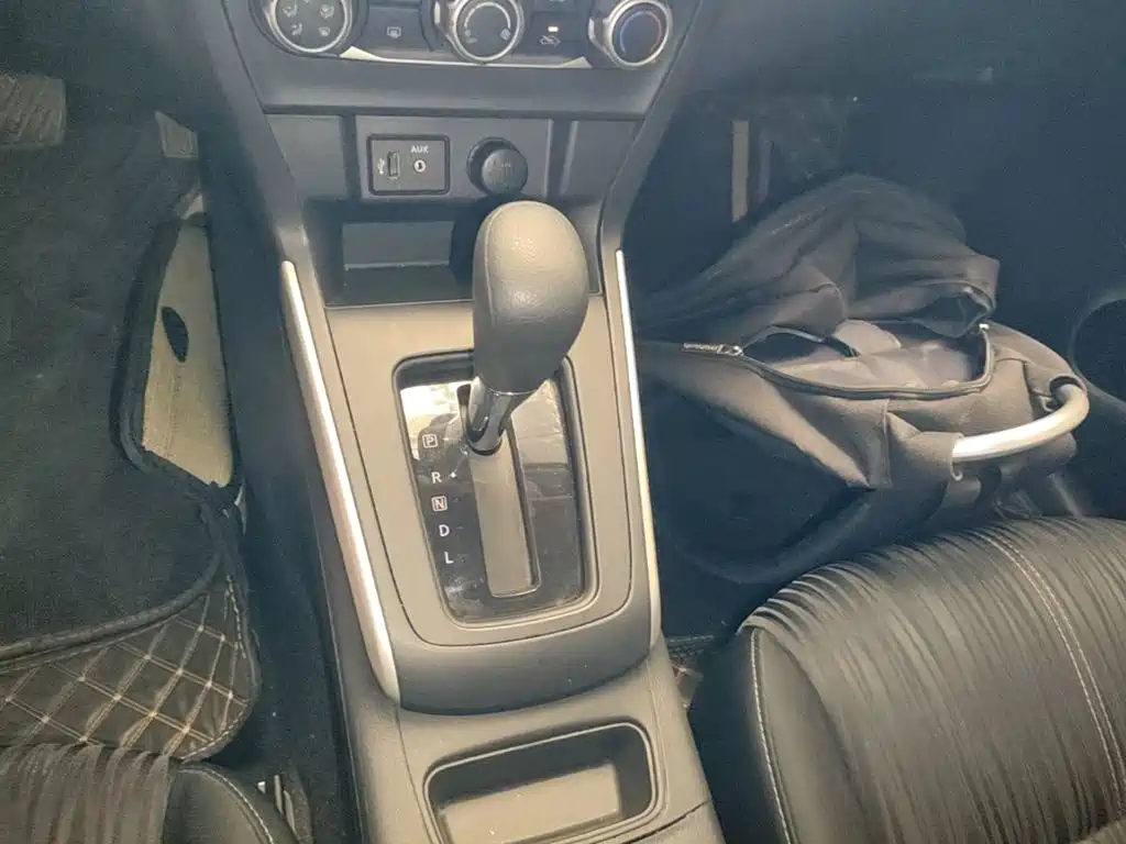 Nissan SYLPHY, миниатюра 10