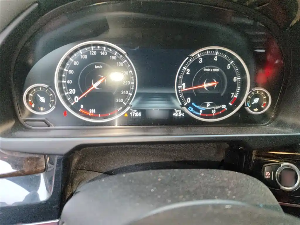 BMW X6 2018 xDrive28i фото 4