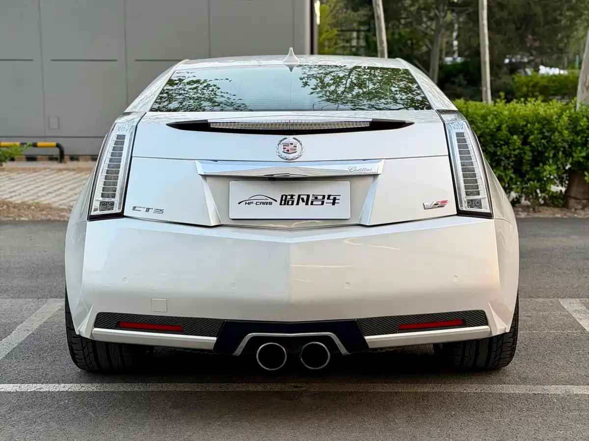 Cadillac CTS (Import) 2012 6.2L CTS-V COUPE фото 4