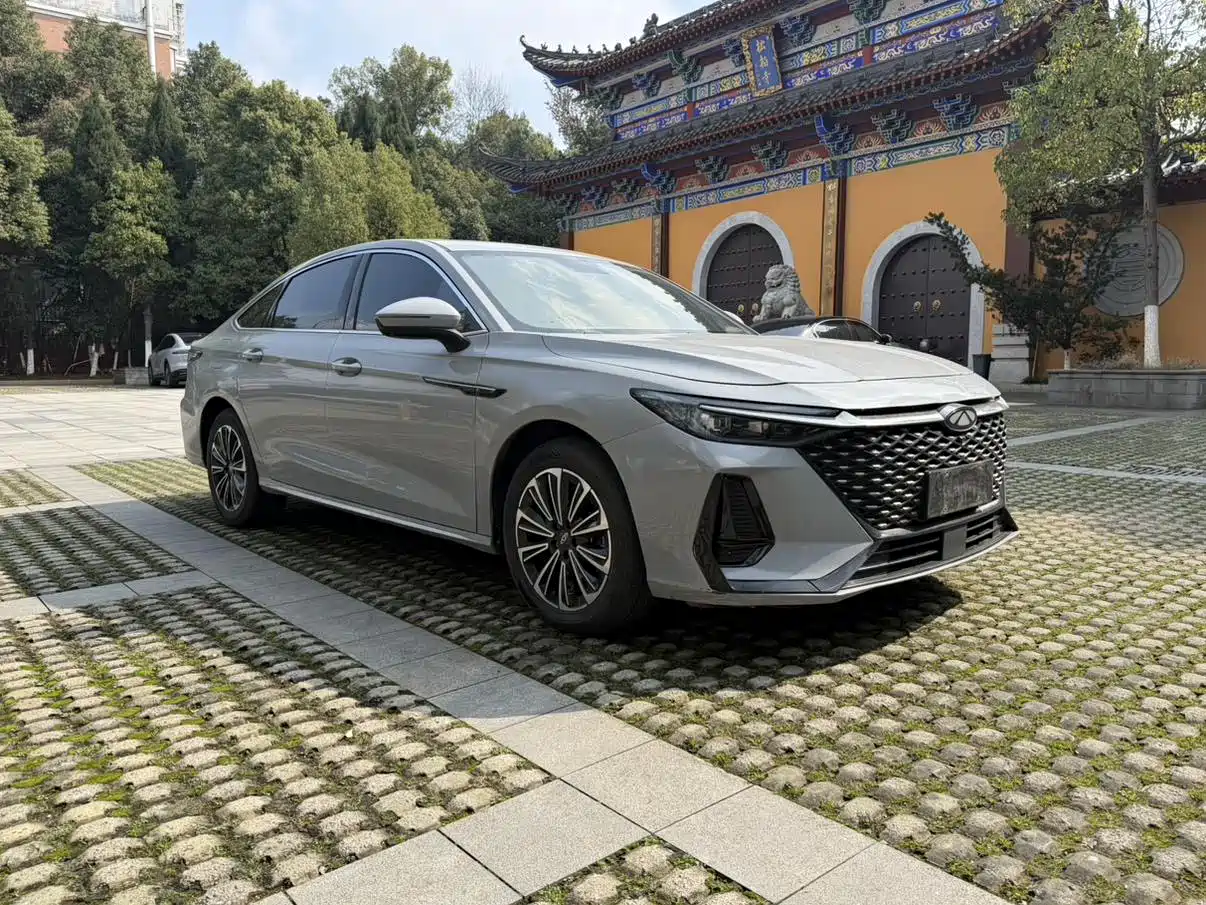 CHERY FENGYUN A8