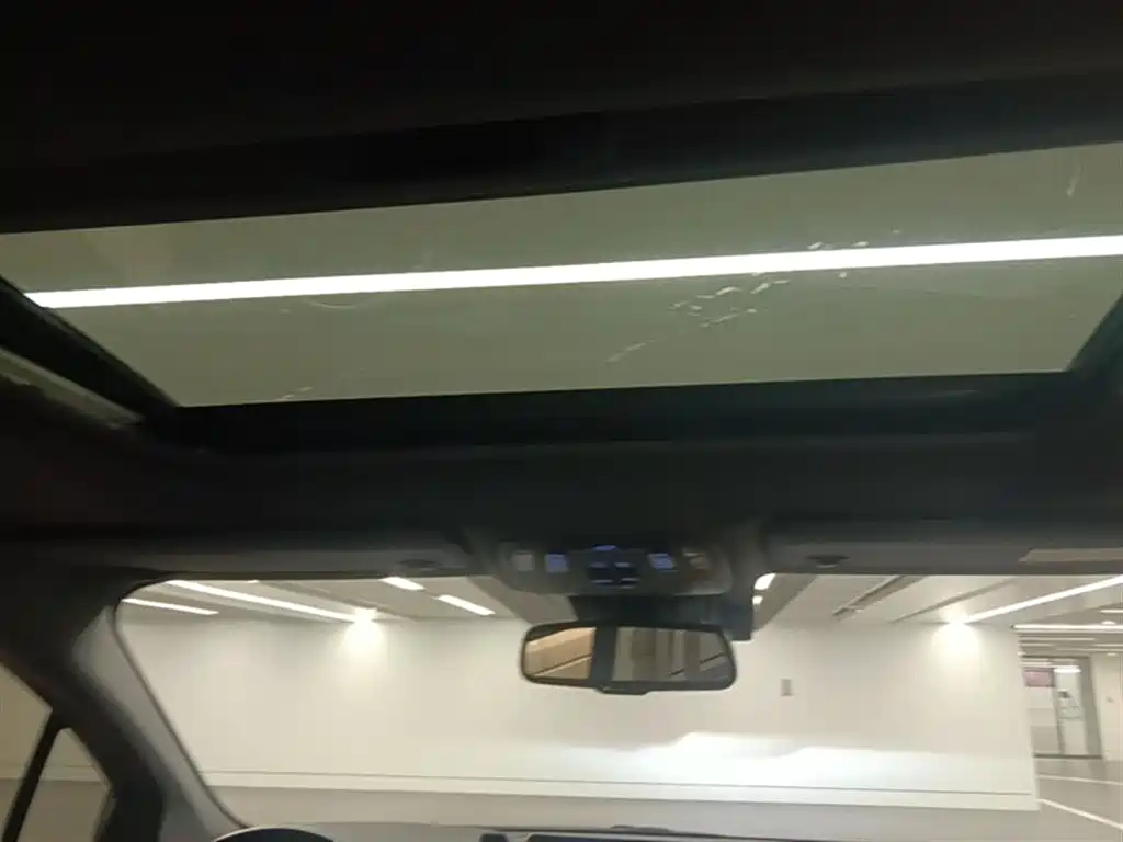 Toyota Sienna 2021 2.5L Hybrid Ultimate Edition фото 25