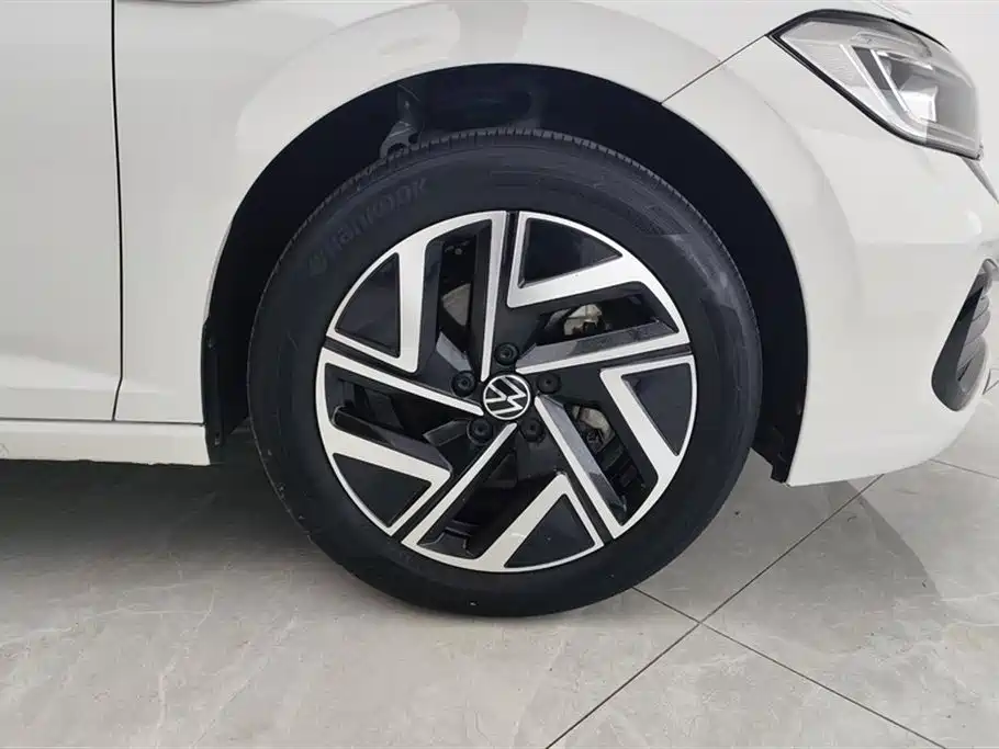 Volkswagen Sagitar 2024 300TSI DSG Surpass Edition фото 6