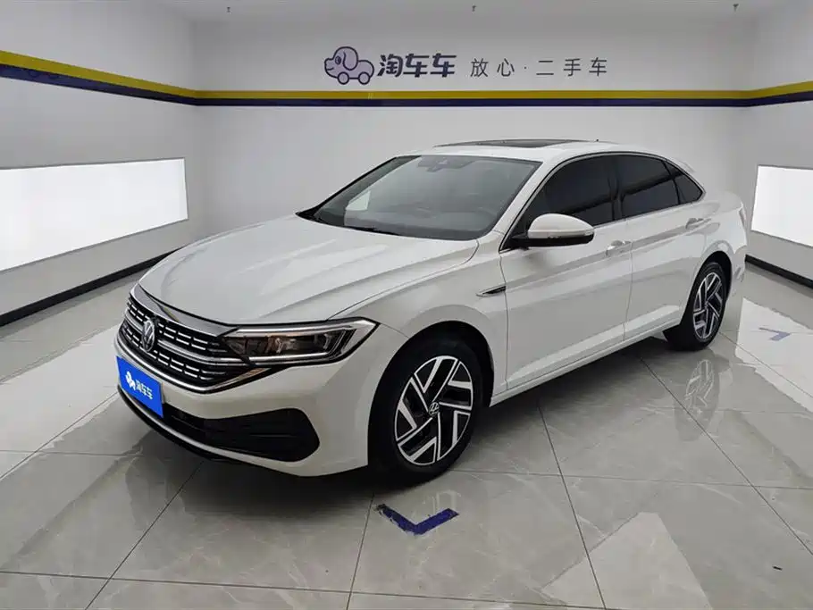 Volkswagen Sagitar 2024 300TSI DSG Surpass Edition